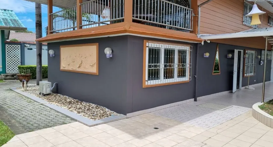Villa en alquiler de 3 habitaciones en Mueang Phuket, Phuket