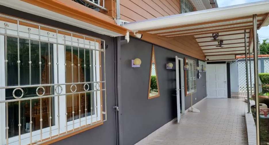 Villa en alquiler de 3 habitaciones en Mueang Phuket, Phuket