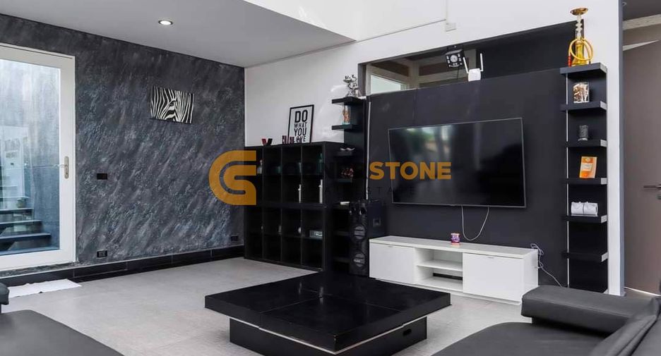 For rent and for sale 4 bedrooms house in Sattahip, Chonburi