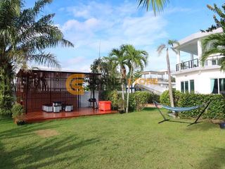 Casa en alquiler y en venta de 4 habitaciones en Bang Saray, Pattaya