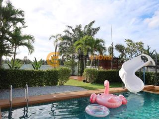 Casa en alquiler y en venta de 4 habitaciones en Bang Saray, Pattaya