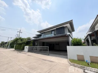出租 4 卧室 独立屋 在 Lam Luk Ka, Pathum Thani