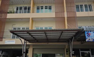 For rent 4 bedrooms townhouse in Ban Chang, Rayong