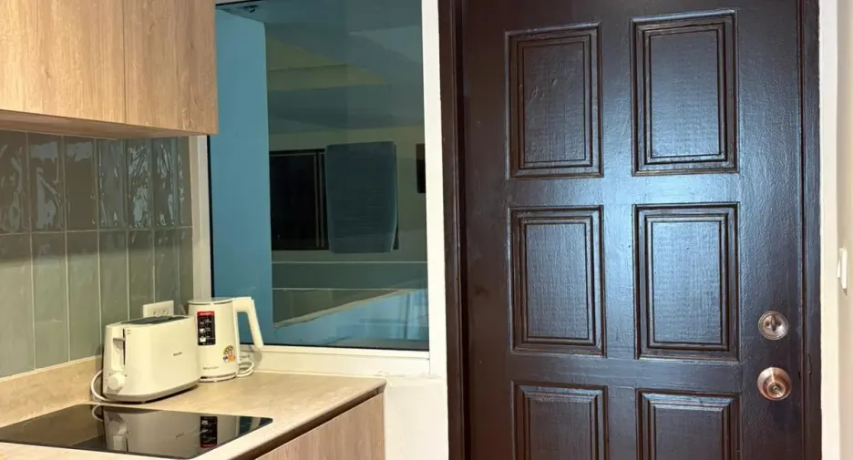 For rent 2 bedrooms condo in Watthana, Bangkok