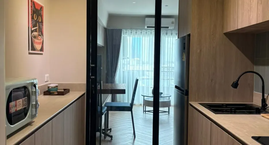 For rent 2 bedrooms condo in Watthana, Bangkok