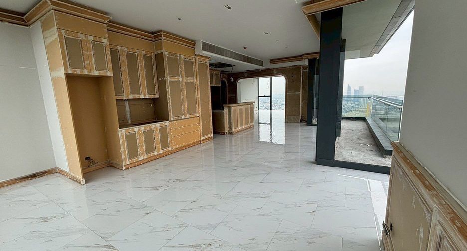 For sale 5 bedrooms condo in Bang Kho Laem, Bangkok
