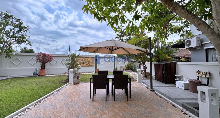 For rent 3 bedrooms house in East Pattaya, Pattaya