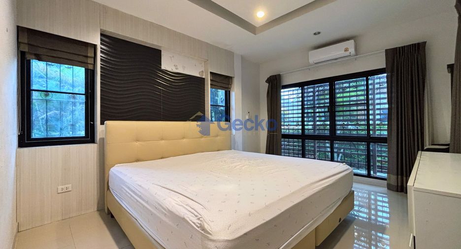 For sale 3 bedrooms house in East Pattaya, Pattaya