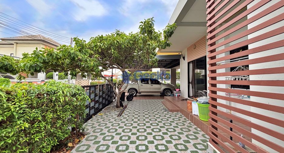 For sale 3 bedrooms house in East Pattaya, Pattaya