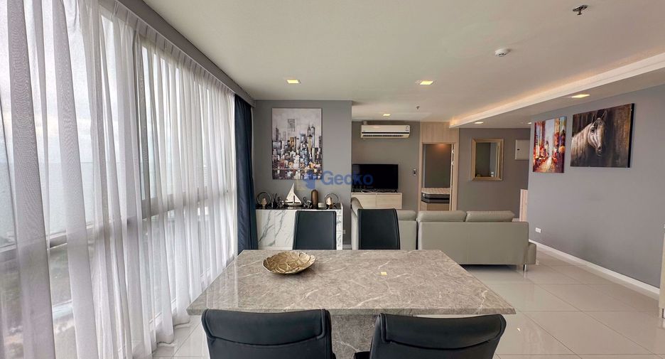 For sale 2 bedrooms condo in Pratumnak, Pattaya