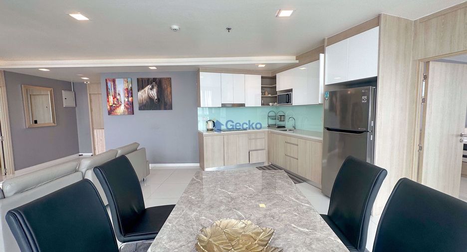 For sale 2 bedrooms condo in Pratumnak, Pattaya