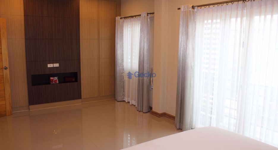 For sale 3 bedrooms house in East Pattaya, Pattaya