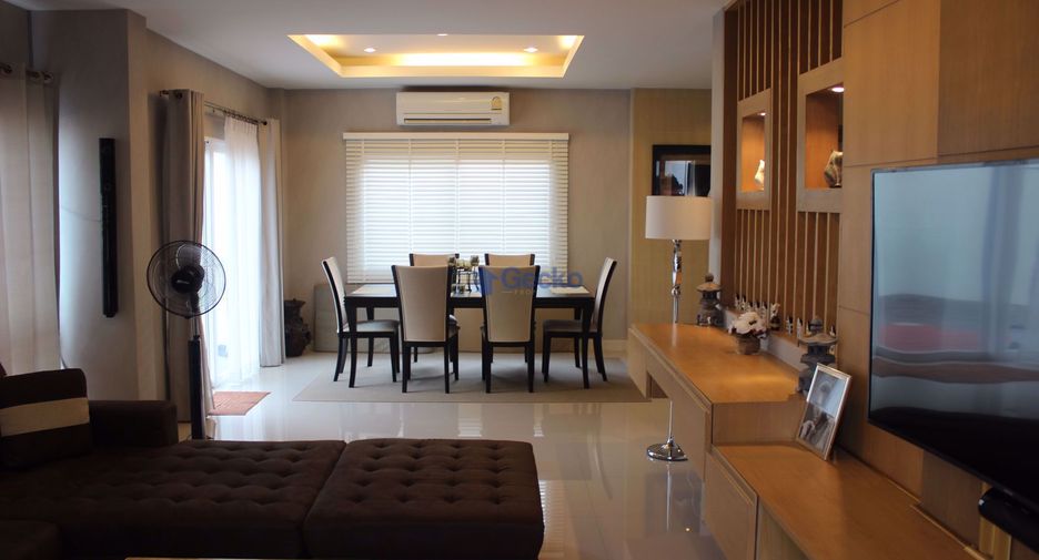 For sale 3 bedrooms house in East Pattaya, Pattaya