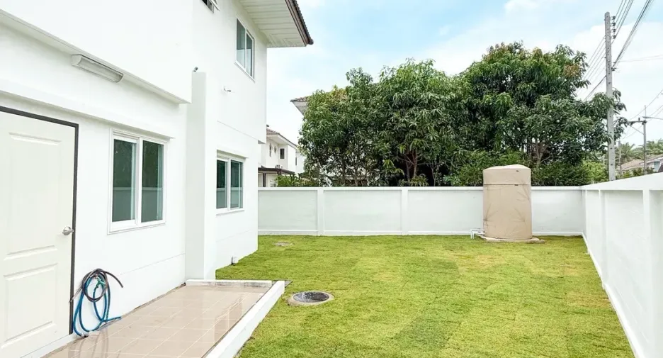 For sale 4 bedrooms house in Mueang Phuket, Phuket