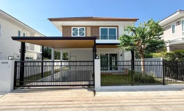 For sale 4 bedrooms house in Mueang Phuket, Phuket