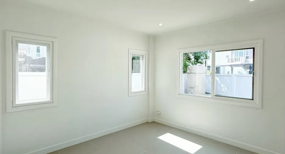 For sale 4 bedrooms house in Mueang Phuket, Phuket