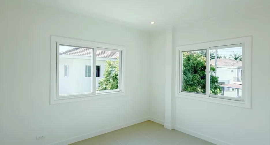 For sale 4 bedrooms house in Mueang Phuket, Phuket