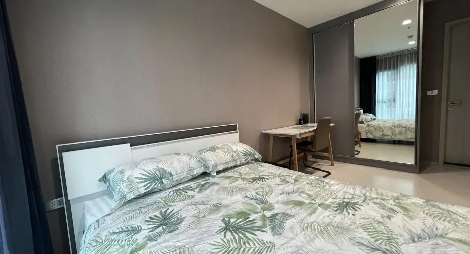 For rent 2 bedrooms condo in Khlong Toei, Bangkok