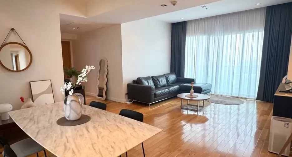 For rent and for sale 3 bedrooms condo in Khlong Toei, Bangkok