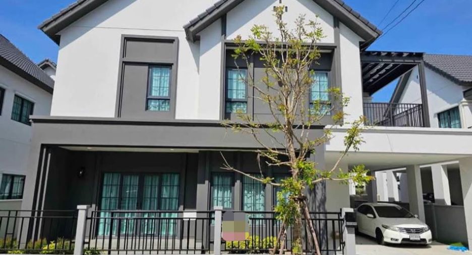 Haus zur Miete mit 4 Zimmer in Bang Phli, Samut Prakan
