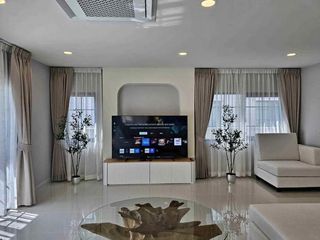 For rent 4 bedrooms house in Bang Phli, Samut Prakan