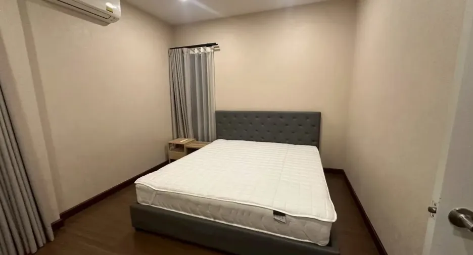 For rent 4 bedrooms house in Bang Phli, Samut Prakan