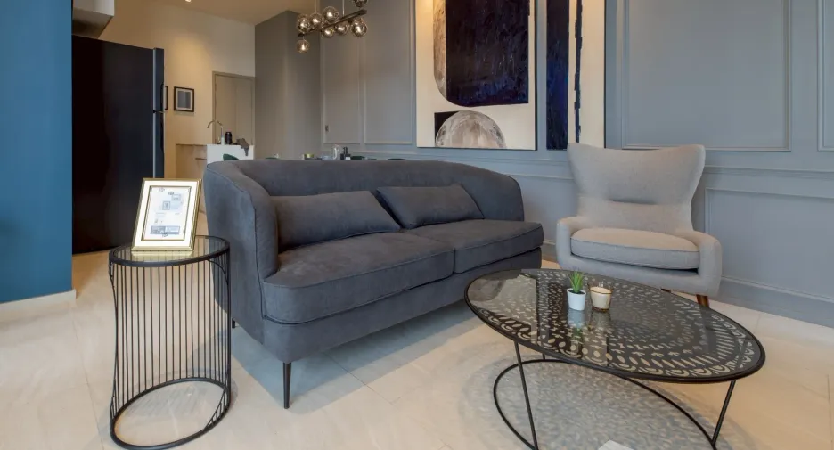For rent 2 bedrooms condo in Bang Rak, Bangkok