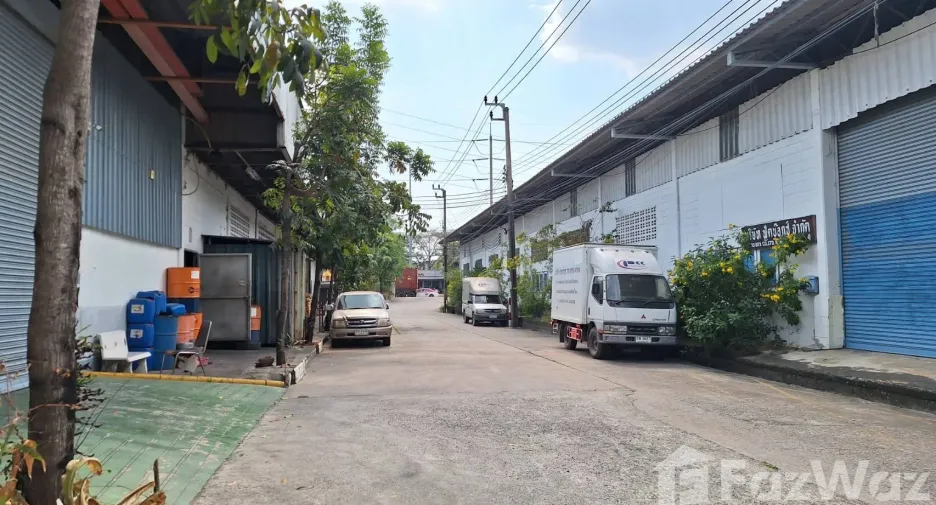 For rent studio house in Mueang Samut Prakan, Samut Prakan