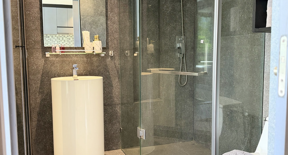 For sale 1 bed condo in Kathu, Phuket