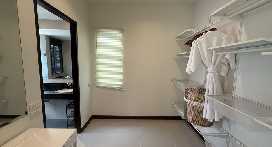 For sale 3 bedrooms house in Mueang Phuket, Phuket