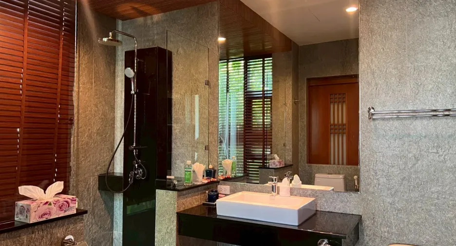 For rent 2 bedrooms villa in Mueang Phuket, Phuket