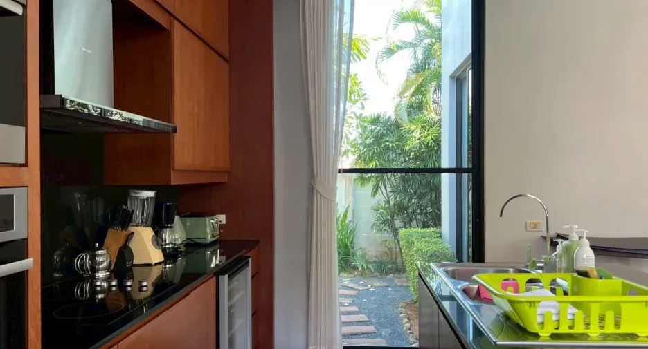 For rent 2 bedrooms villa in Mueang Phuket, Phuket