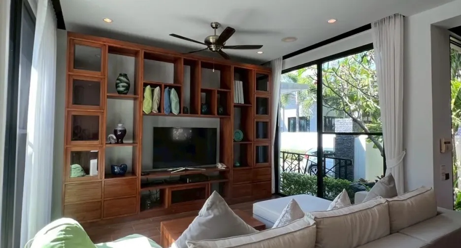For rent 2 bedrooms villa in Mueang Phuket, Phuket