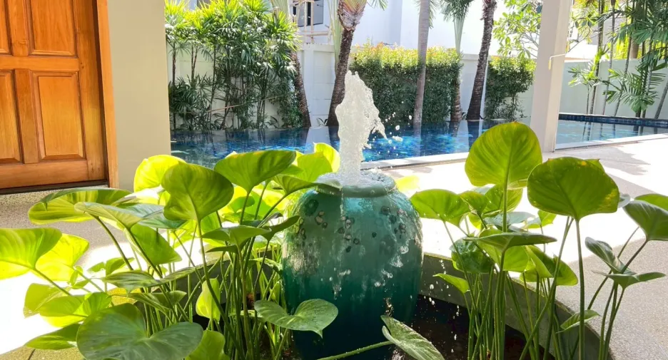 For rent 2 bedrooms villa in Mueang Phuket, Phuket