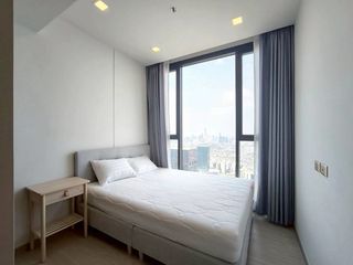 Condo en alquiler de 2 habitaciones en Huai Khwang, Bangkok