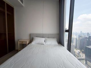 Condo en alquiler de 2 habitaciones en Huai Khwang, Bangkok
