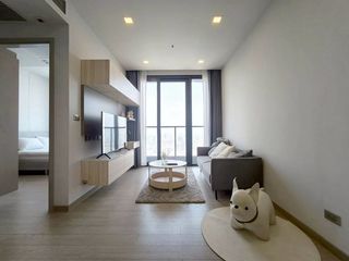 Condo en alquiler de 2 habitaciones en Huai Khwang, Bangkok
