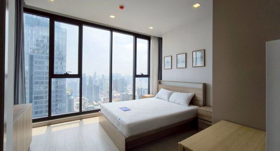 For rent 2 bedrooms condo in Huai Khwang, Bangkok