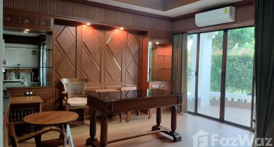 For sale 4 bedrooms house in Mueang Chiang Mai, Chiang Mai