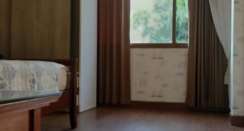 For sale 4 bedrooms house in Mueang Chiang Mai, Chiang Mai