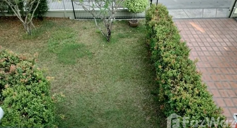 For sale 4 bedrooms house in Mueang Chiang Mai, Chiang Mai