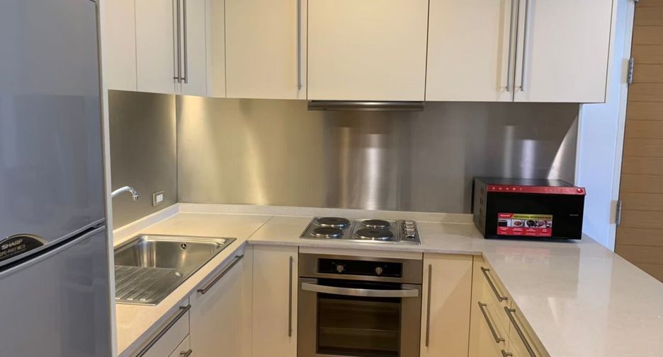 For rent 3 bedrooms apartment in Bang Kho Laem, Bangkok