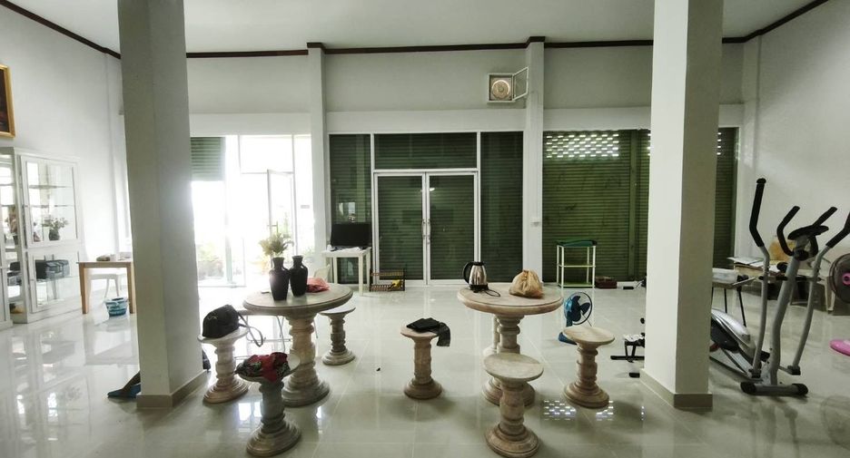 For sale 6 bedrooms retail Space in Mueang Chiang Mai, Chiang Mai
