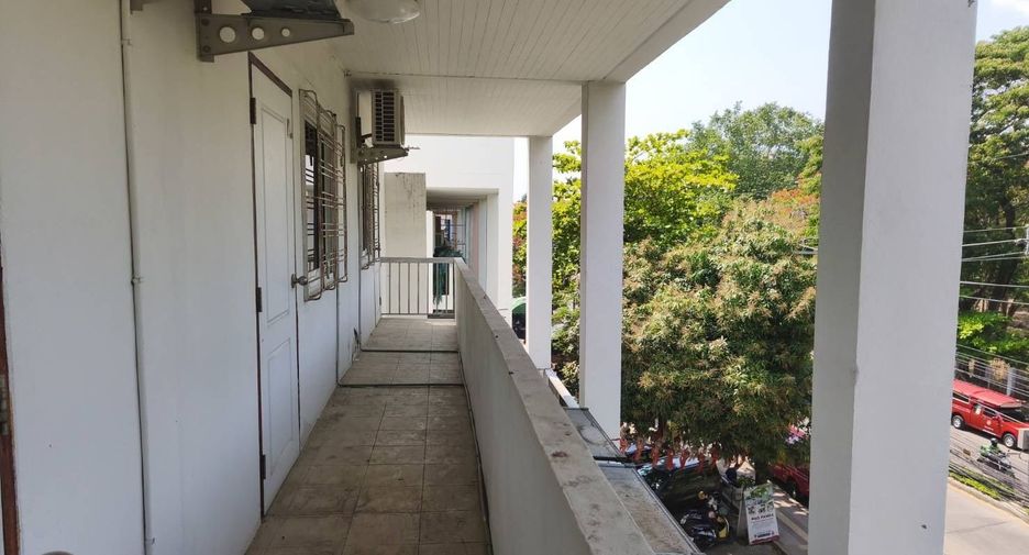 For sale 6 bedrooms retail Space in Mueang Chiang Mai, Chiang Mai
