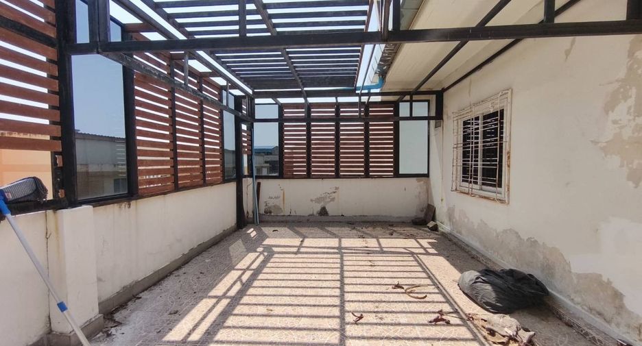 For sale 6 bedrooms retail Space in Mueang Chiang Mai, Chiang Mai