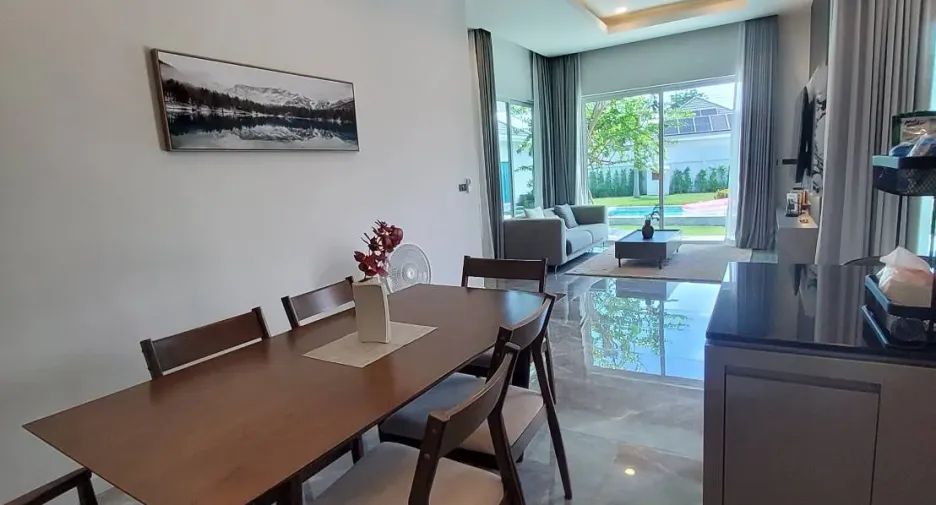 For rent and for sale 4 bedrooms villa in Hua Hin, Prachuap Khiri Khan