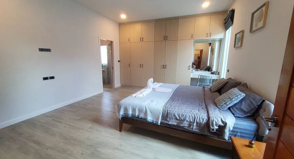 For rent 3 bedrooms villa in Hua Hin, Prachuap Khiri Khan