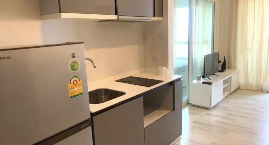 For sale 1 bed condo in Bang Kho Laem, Bangkok