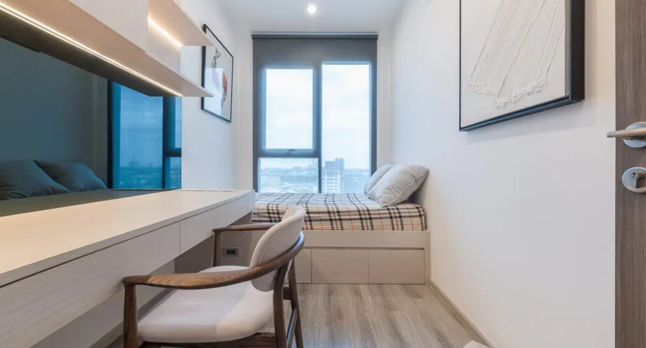 For rent 2 bedrooms condo in Bang Na, Bangkok