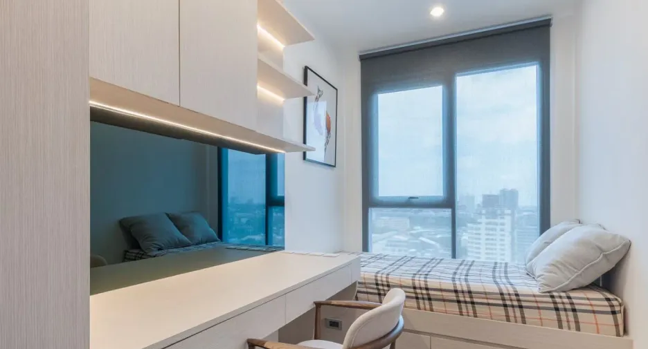 For rent 2 bedrooms condo in Bang Na, Bangkok